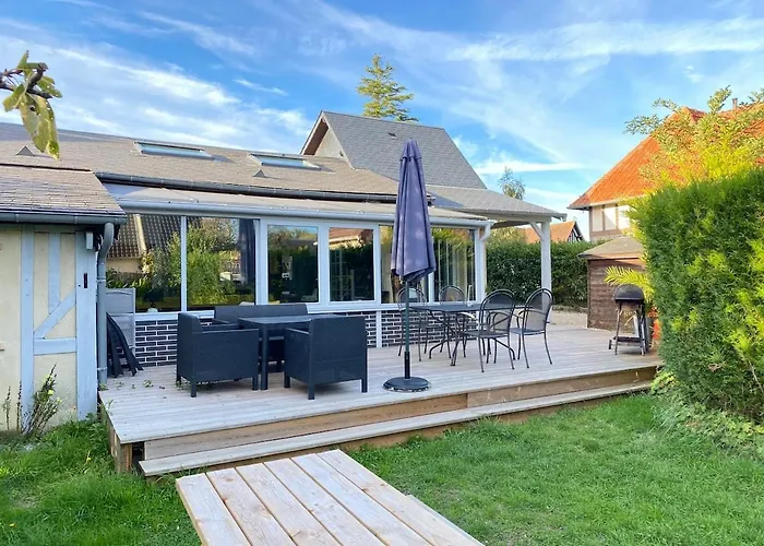 L Echo Des Pins, A Pied *