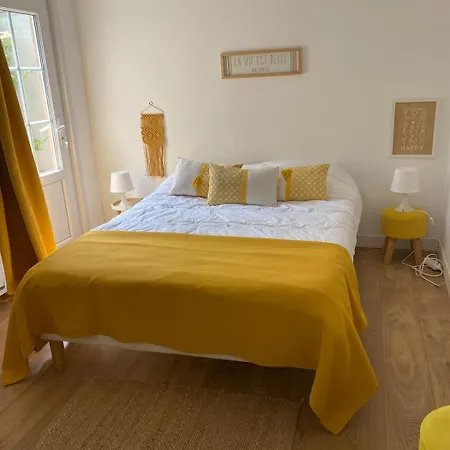 L Echo Des Pins, A Pied Holiday home *