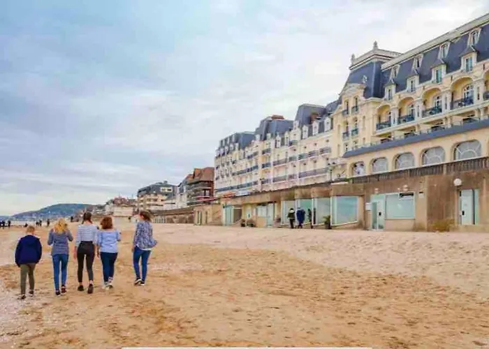 L Echo Des Pins, A Pied Merville-Franceville-Plage