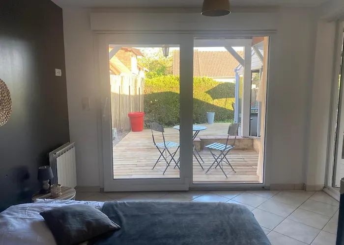 L Echo Des Pins, A Pied Holiday home *