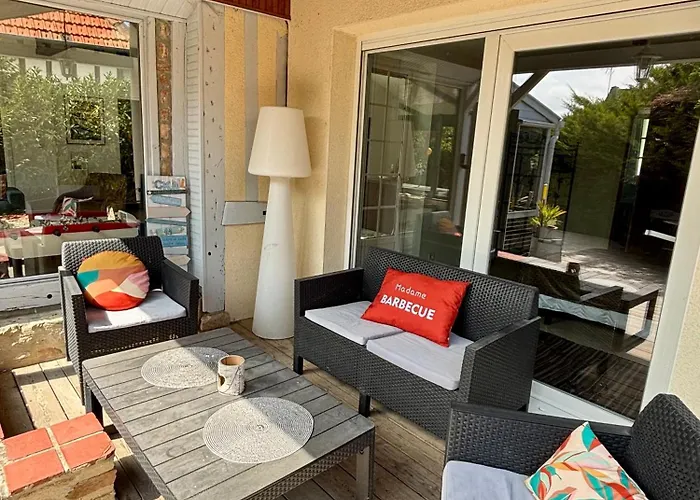 L Echo Des Pins, A Pied